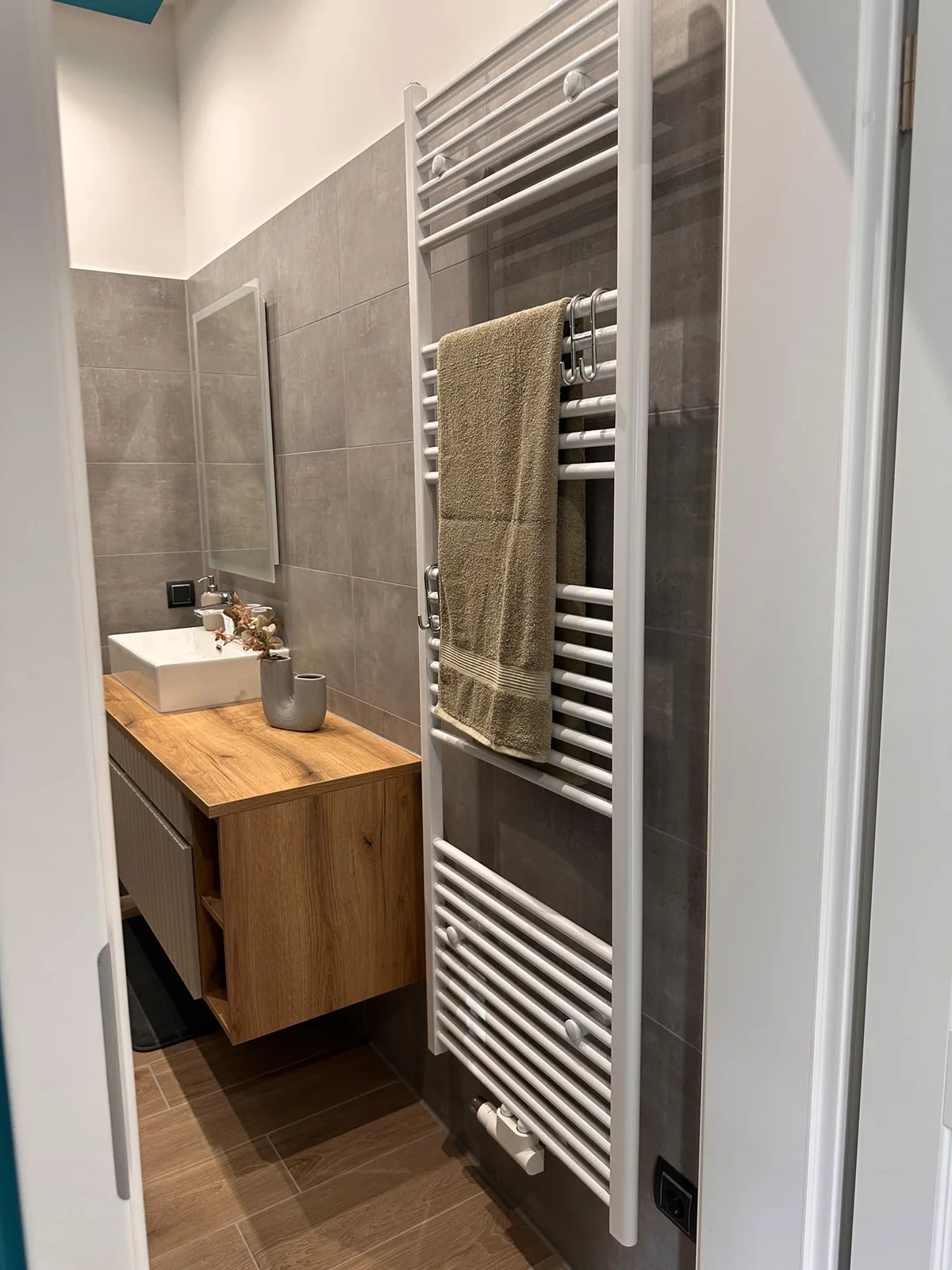 Waschtisch im Badezimmer der Ferienwohnung Altstadtglück